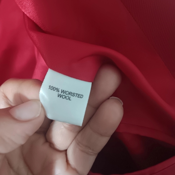 Austin Reed, 100% Worsted Wool, Red Blazer Modern Professional Design - Picture 4 of 8